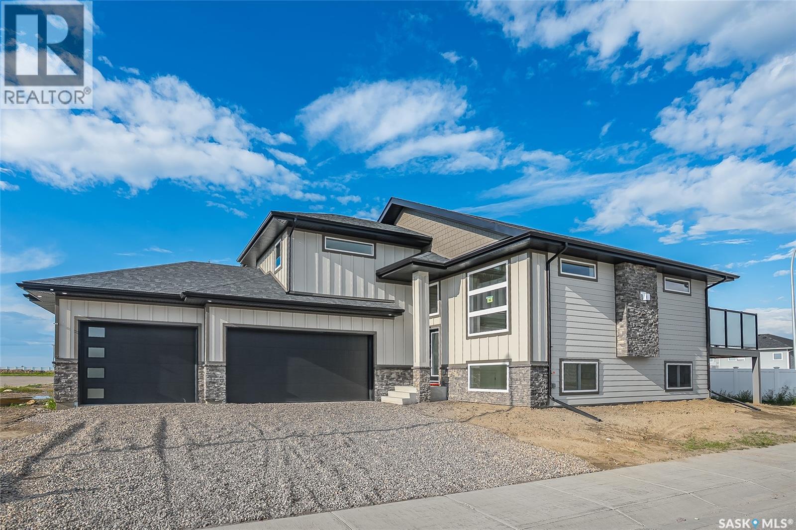842 Ballesteros CRESCENT, Warman, Saskatchewan