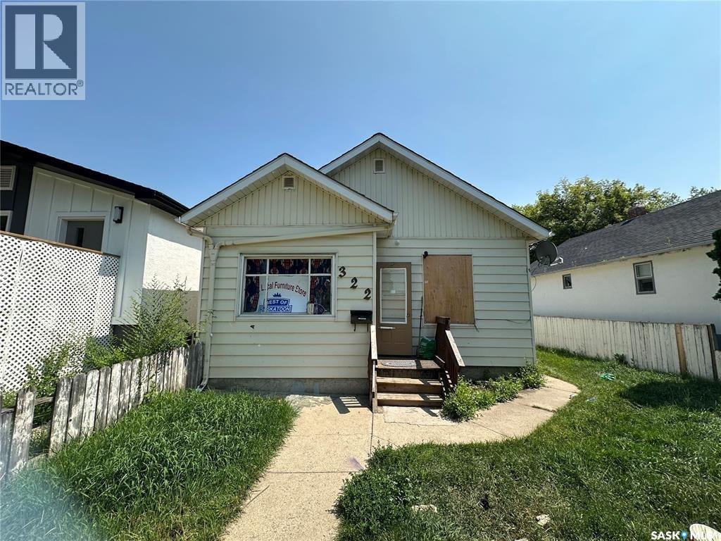 322 H AVENUE S, Saskatoon, Saskatchewan