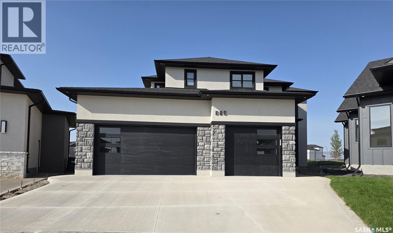 319 Woolf BAY, Saskatoon, Saskatchewan