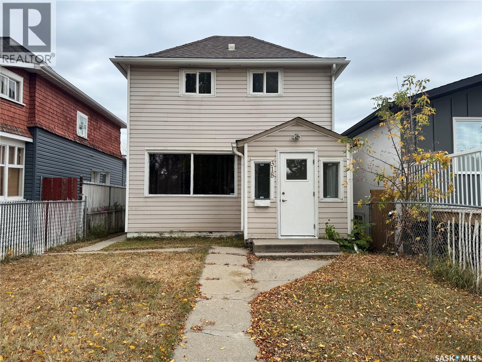 318 H AVENUE S, Saskatoon, Saskatchewan