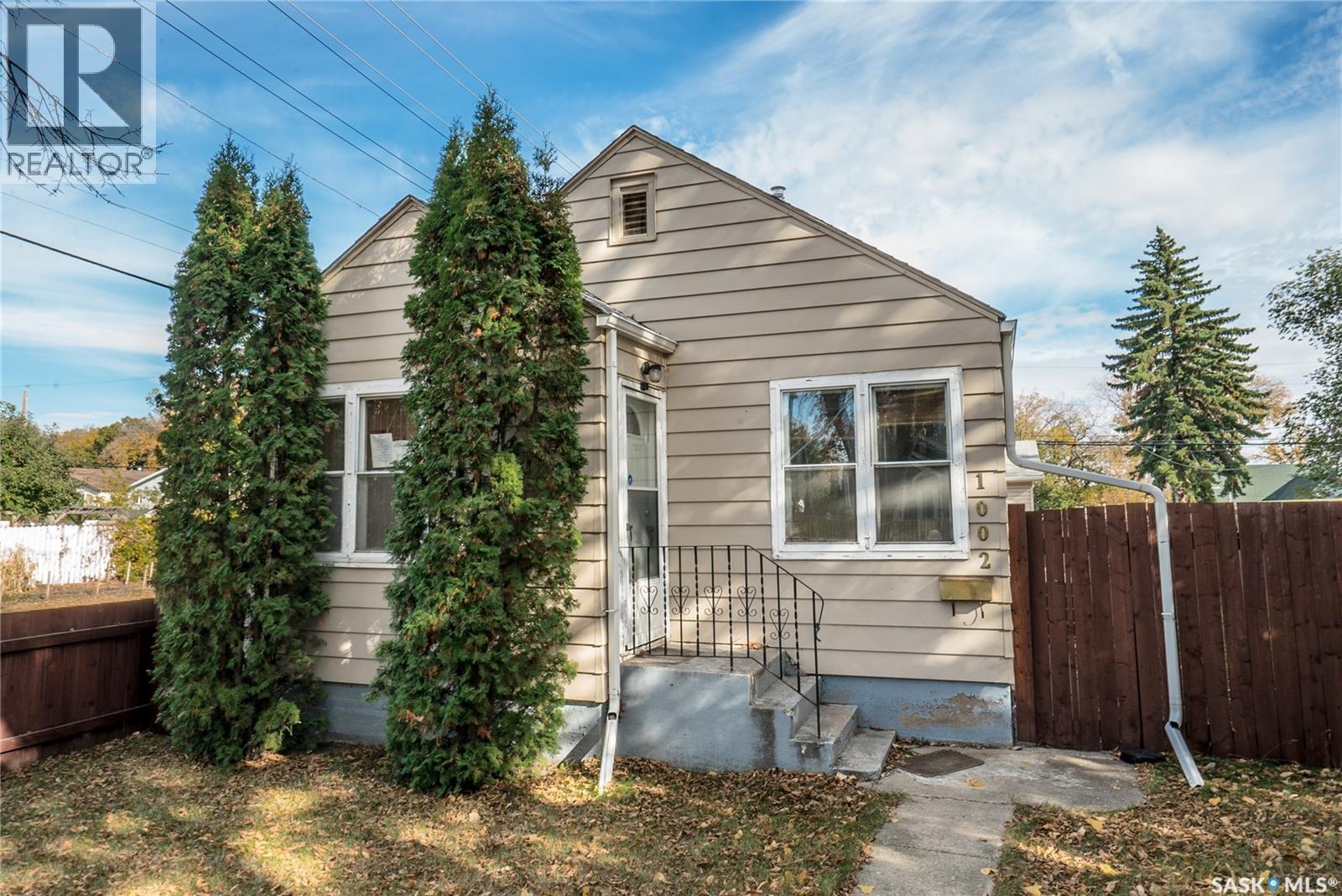 1002 J AVENUE S, Saskatoon, Saskatchewan