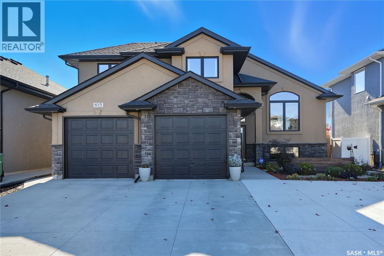 815 Ledingham CRESCENT, Saskatoon, Saskatchewan