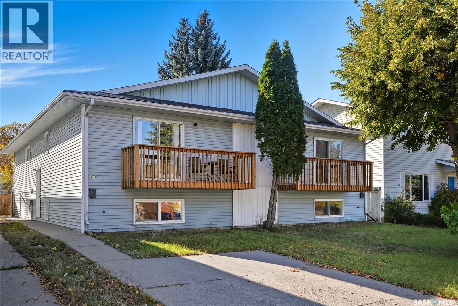 119 - 121 Olmstead ROAD, Saskatoon, Saskatchewan