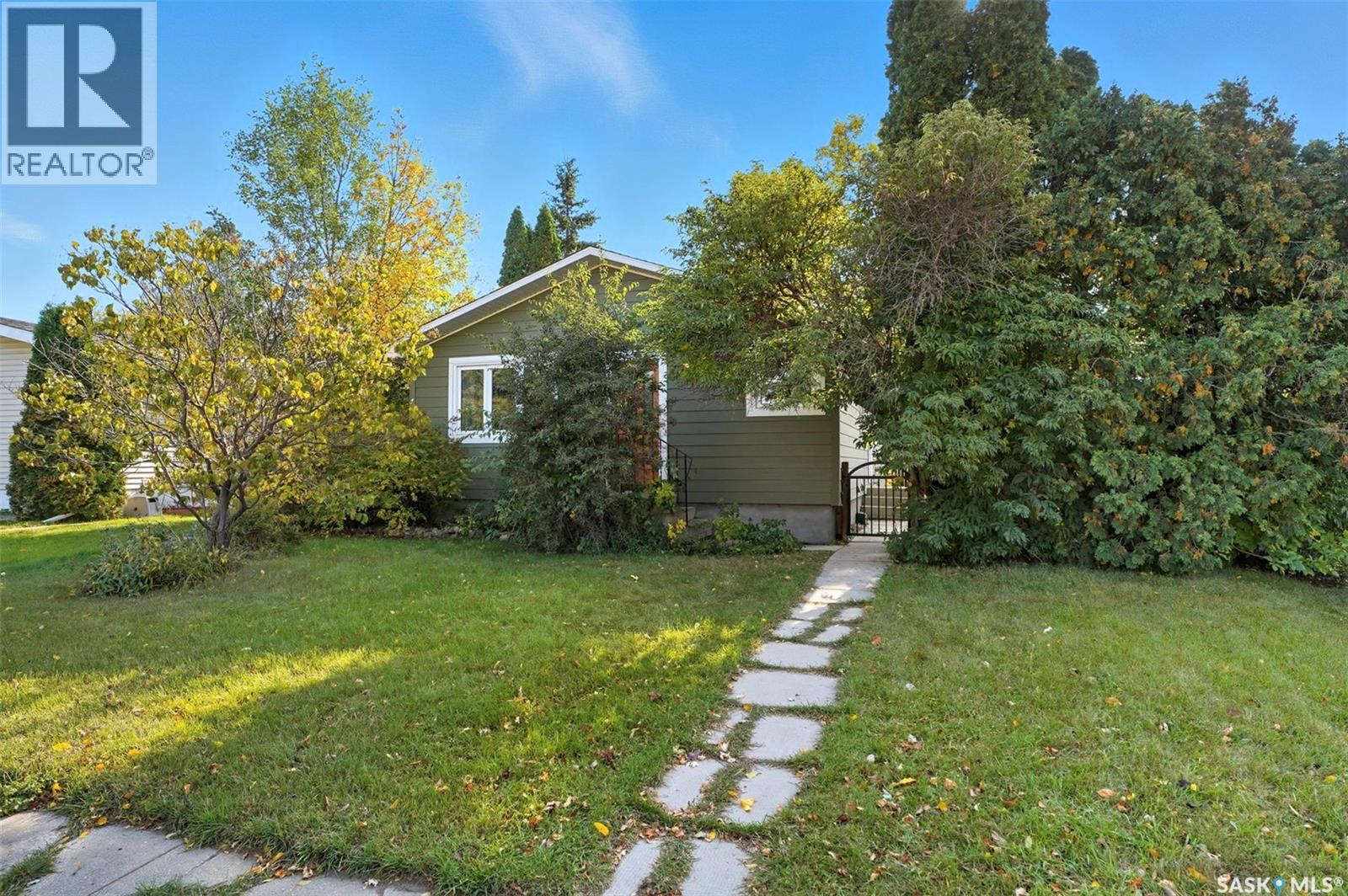 97 Arnason CRESCENT, Saskatoon, Saskatchewan