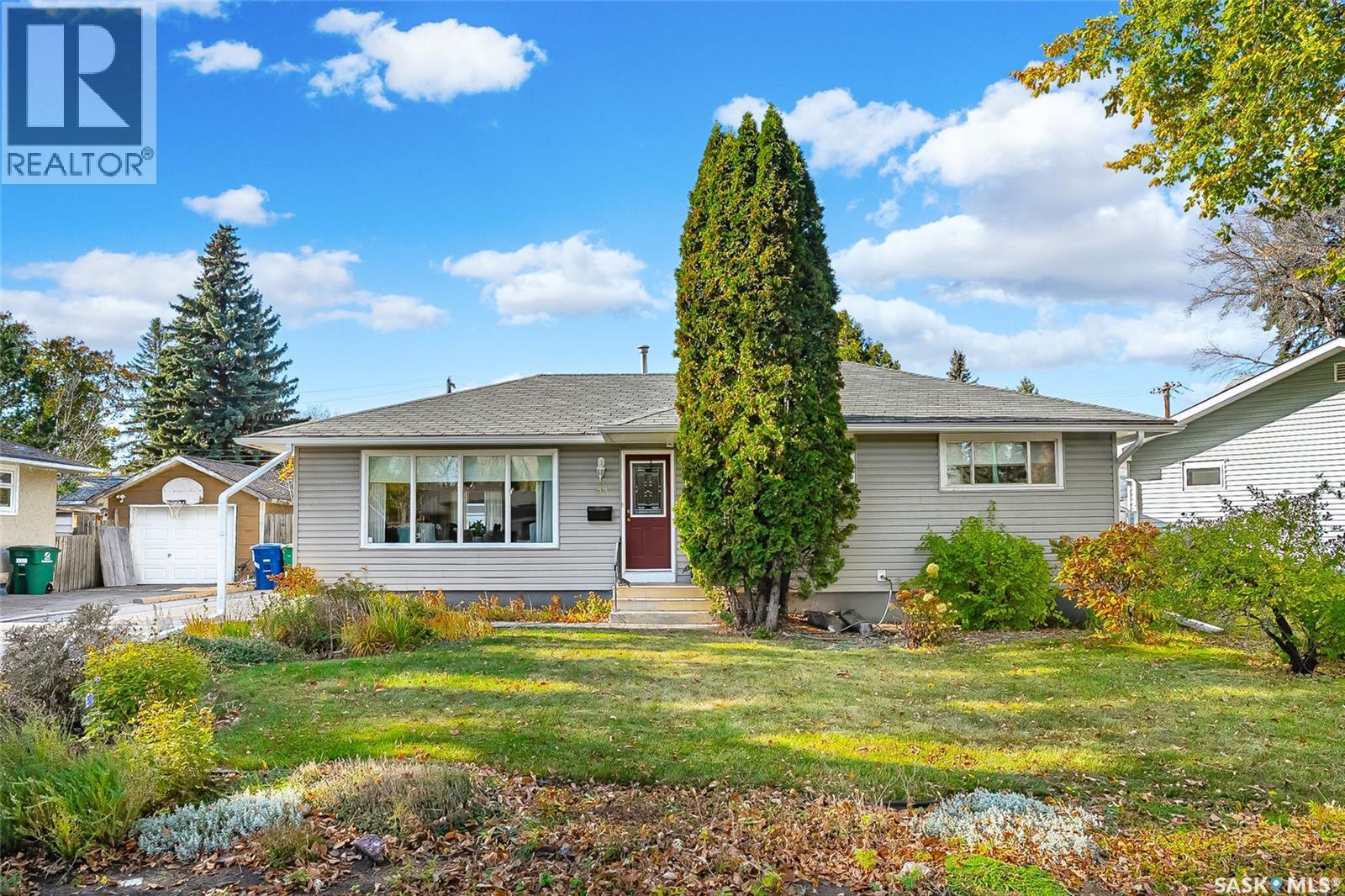 55 McAskill CRESCENT, Saskatoon, Saskatchewan