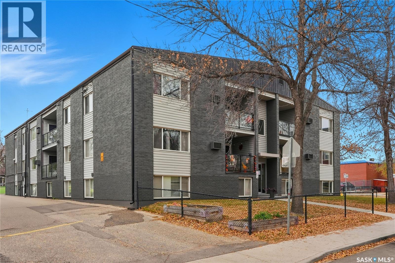 13 833 B AVENUE N, Saskatoon, Saskatchewan