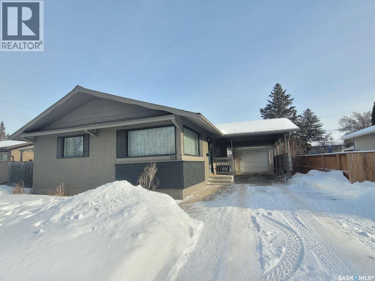 118 O'Neil CRESCENT, Saskatoon, Saskatchewan