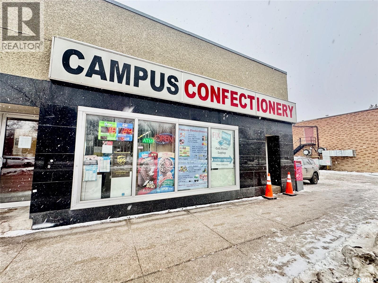 1418 COLLEGE DRIVE, Saskatoon, Saskatchewan