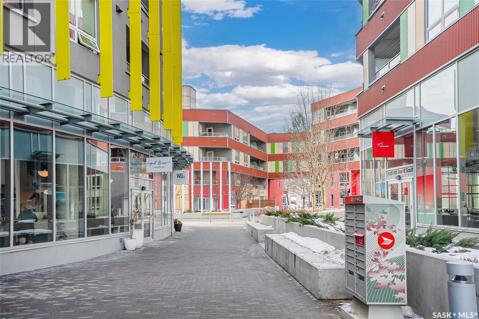 325 404 C AVENUE S, Saskatoon, Saskatchewan