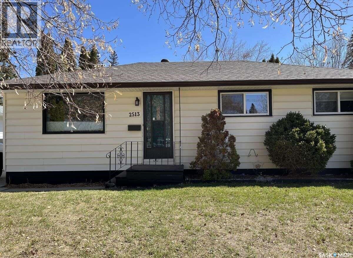 2513 Cairns AVENUE, Saskatoon, Saskatchewan