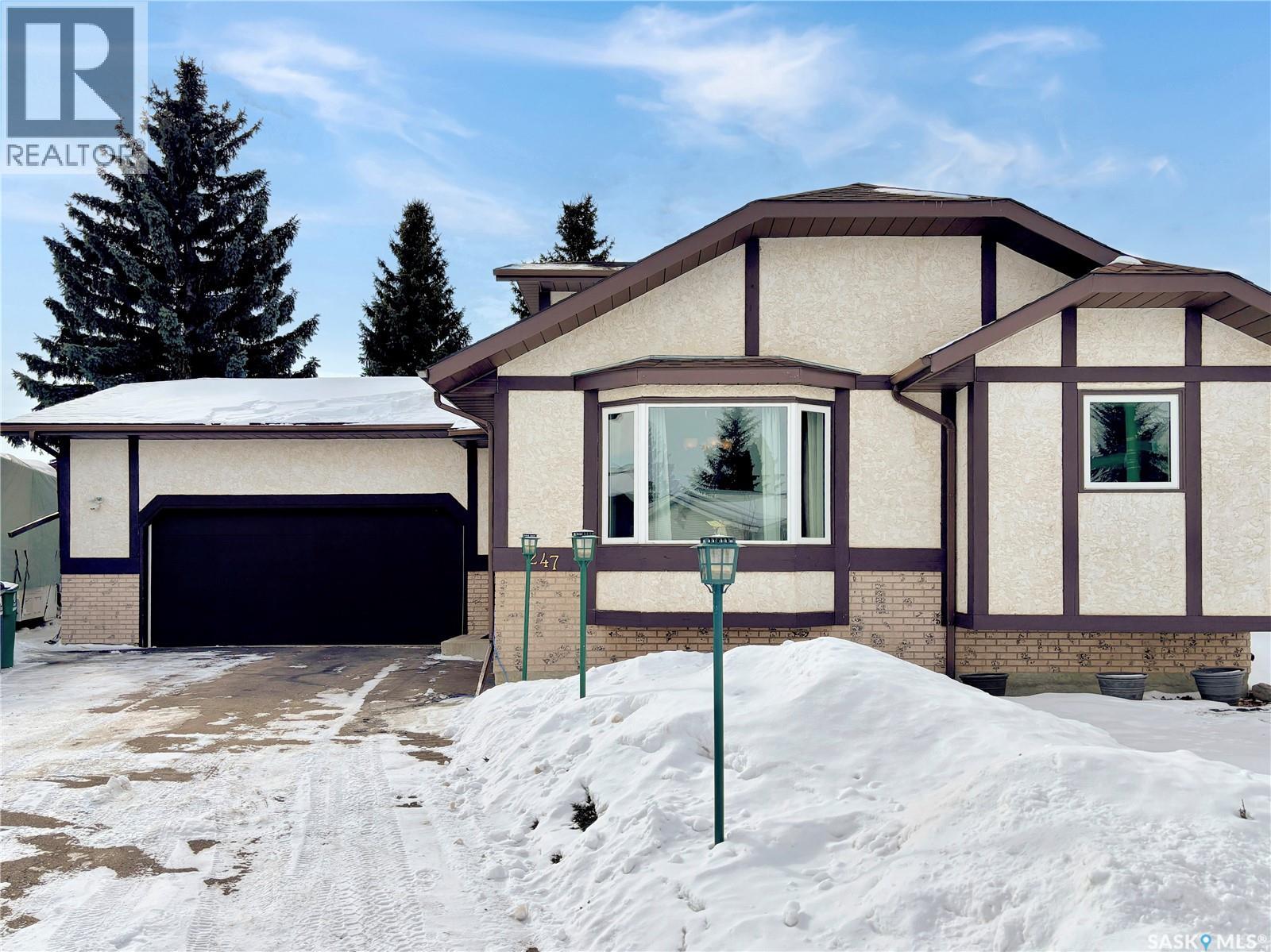 247 Stacey CRESCENT, Saskatoon, Saskatchewan