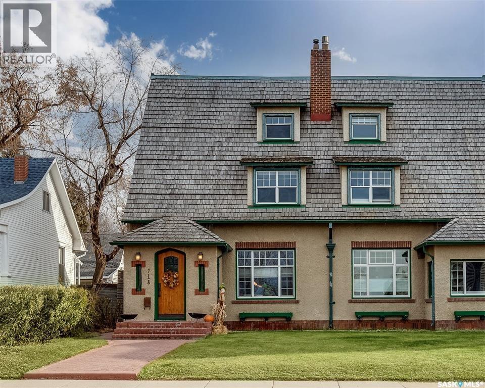 718 Saskatchewan CRESCENT E, Saskatoon, Saskatchewan