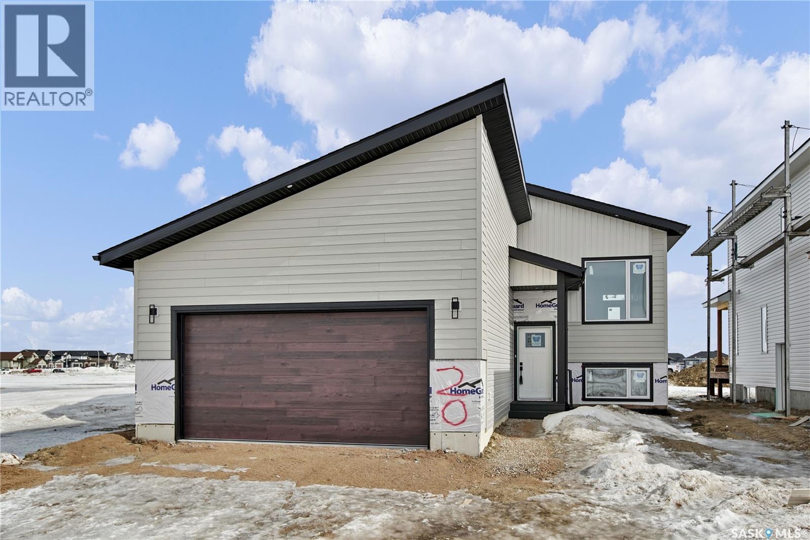 220 Veterans DRIVE, Warman, Saskatchewan
