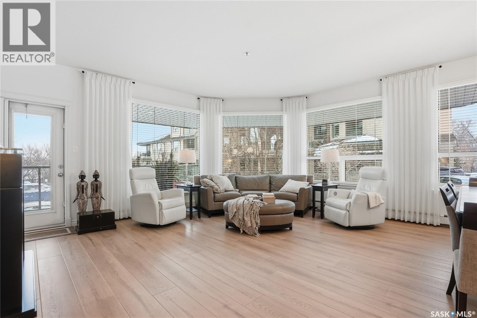 111 619 Saskatchewan CRESCENT W, Saskatoon, Saskatchewan