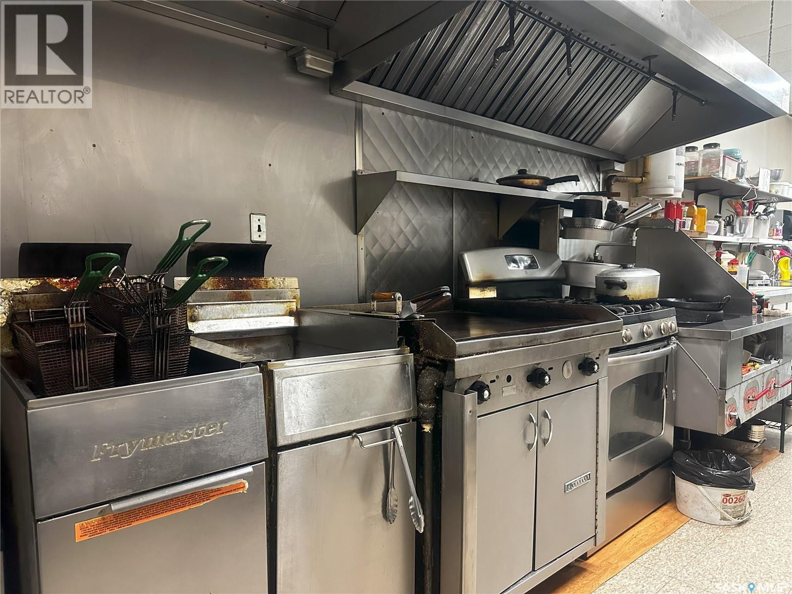 1 2210 Millar AVENUE, Saskatoon, Saskatchewan