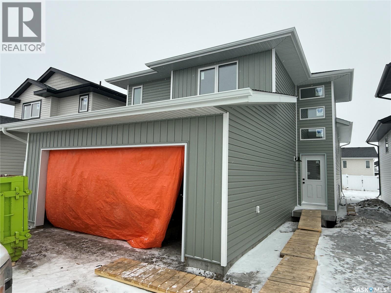 239 Froese CRESCENT, Warman, Saskatchewan