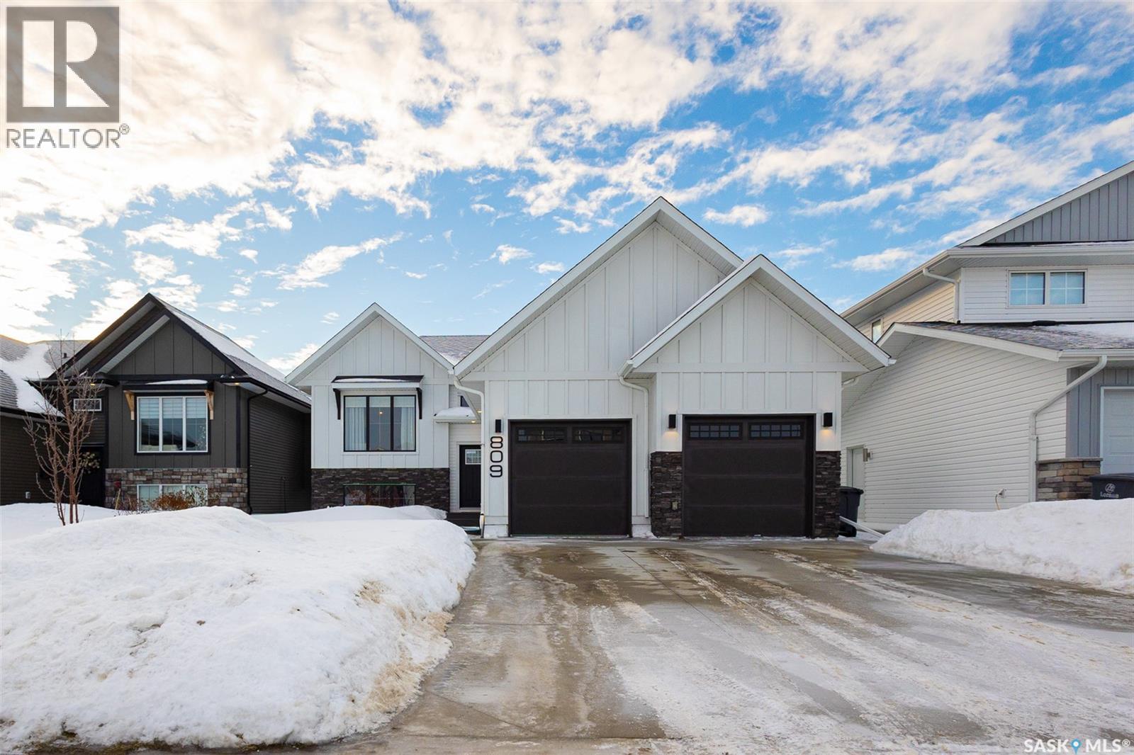 809 Weir CRESCENT, Warman, Saskatchewan