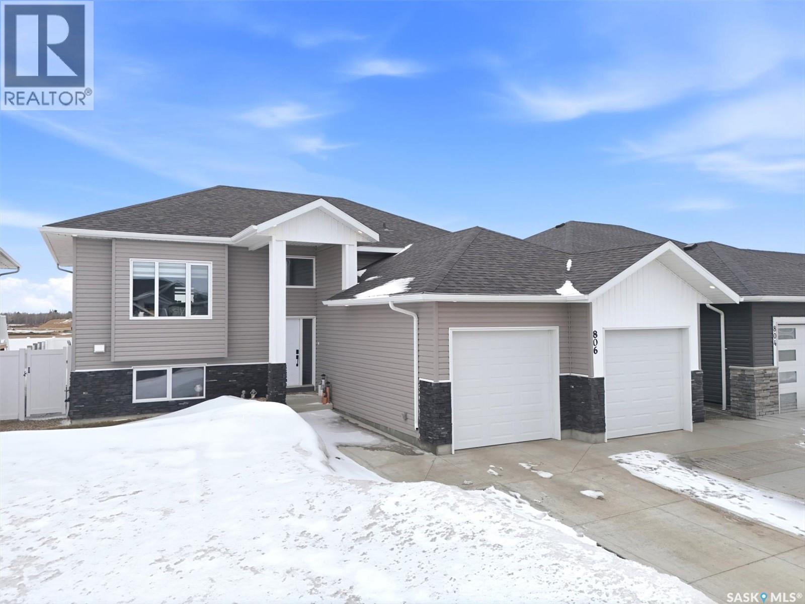 806 1st AVENUE N, Warman, Saskatchewan