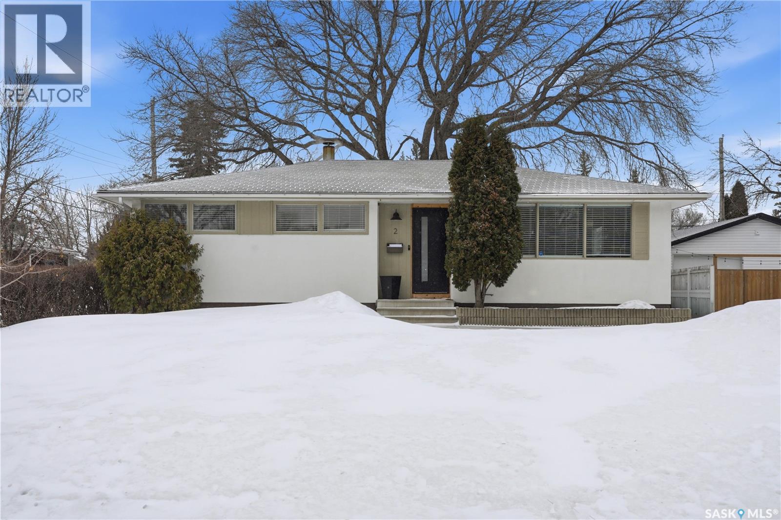 2 Ling STREET, Saskatoon, Saskatchewan