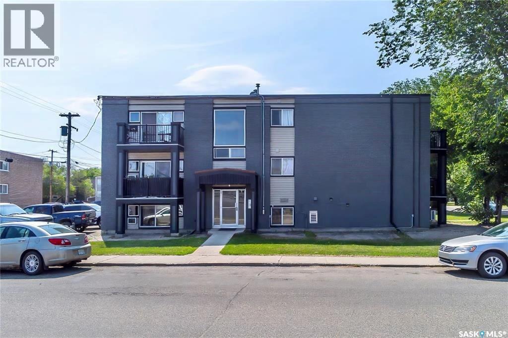 303 2613 Broadway AVENUE, Saskatoon, Saskatchewan