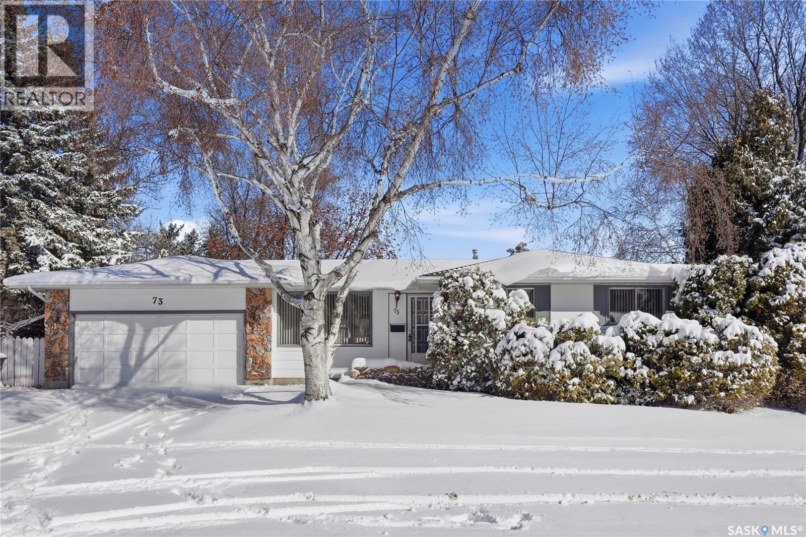 73 CHAMPLIN CRESCENT, Saskatoon, Saskatchewan