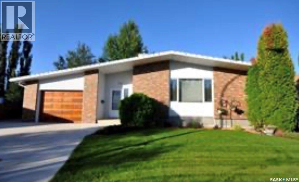 302 Bentham CRESCENT, Saskatoon, Saskatchewan