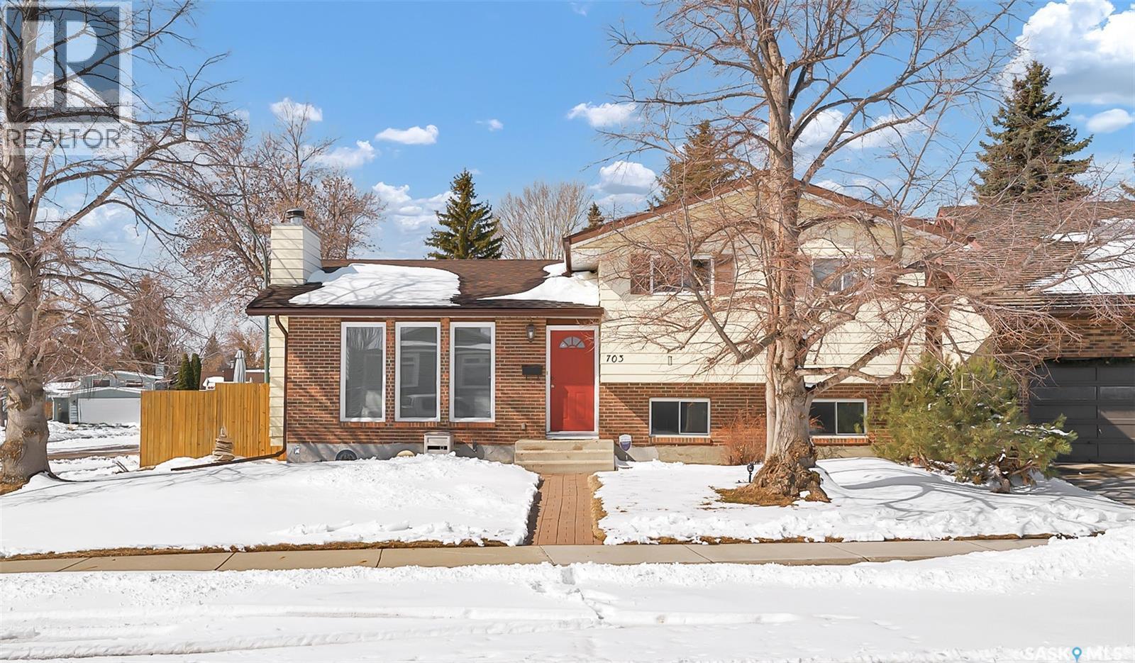 703 Candle COURT, Saskatoon, Saskatchewan