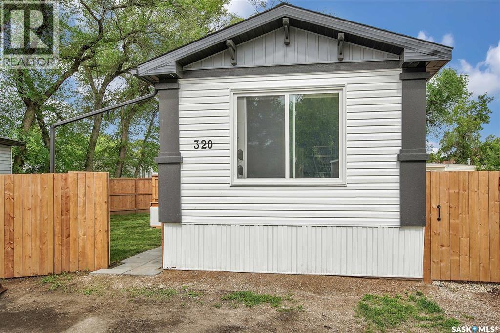 320 1524 Rayner AVENUE, Saskatoon, Saskatchewan