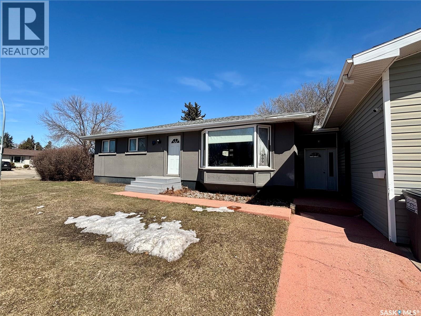 1 Davidson CRESCENT, Saskatoon, Saskatchewan