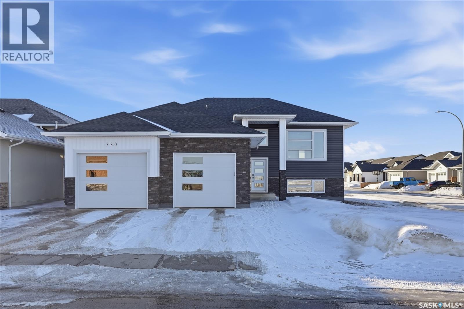 818 Ballesteros CRESCENT, Warman, Saskatchewan