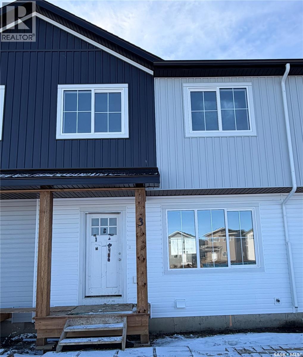 2 101 Mirond ROAD, Martensville, Saskatchewan
