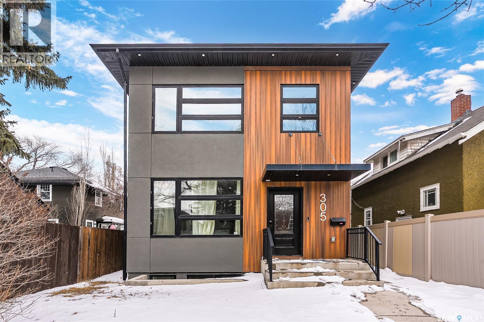 305 Clarence AVENUE S, Saskatoon, Saskatchewan