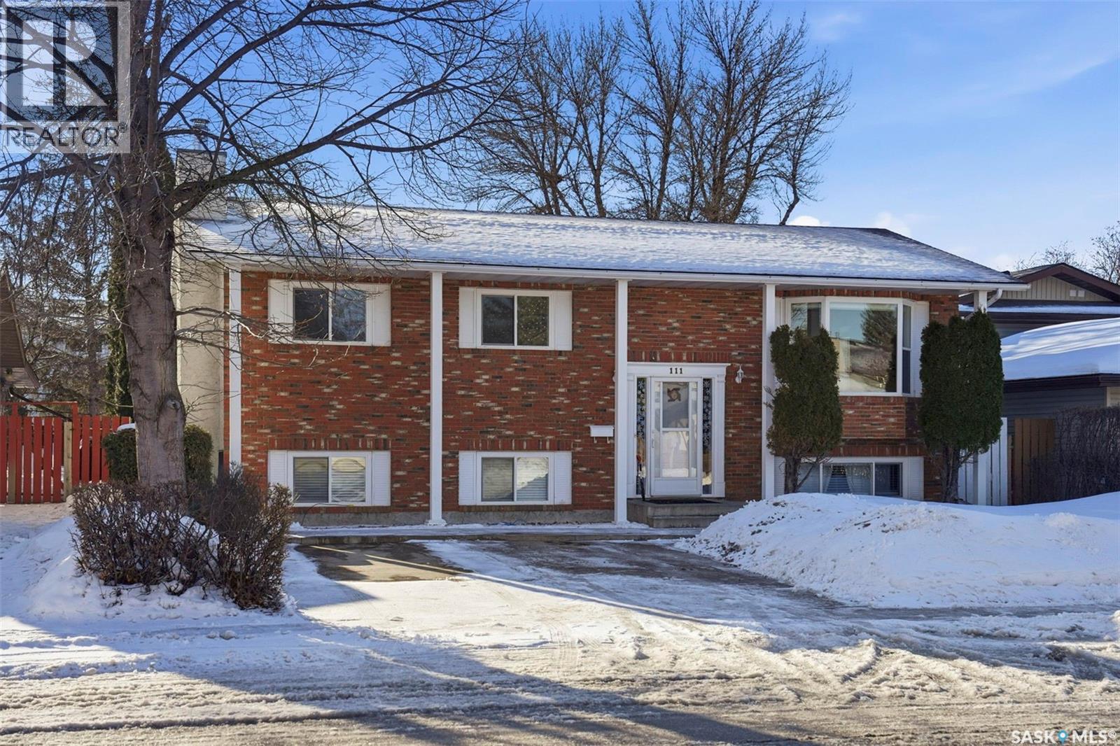 111 Gustin CRESCENT, Saskatoon, Saskatchewan