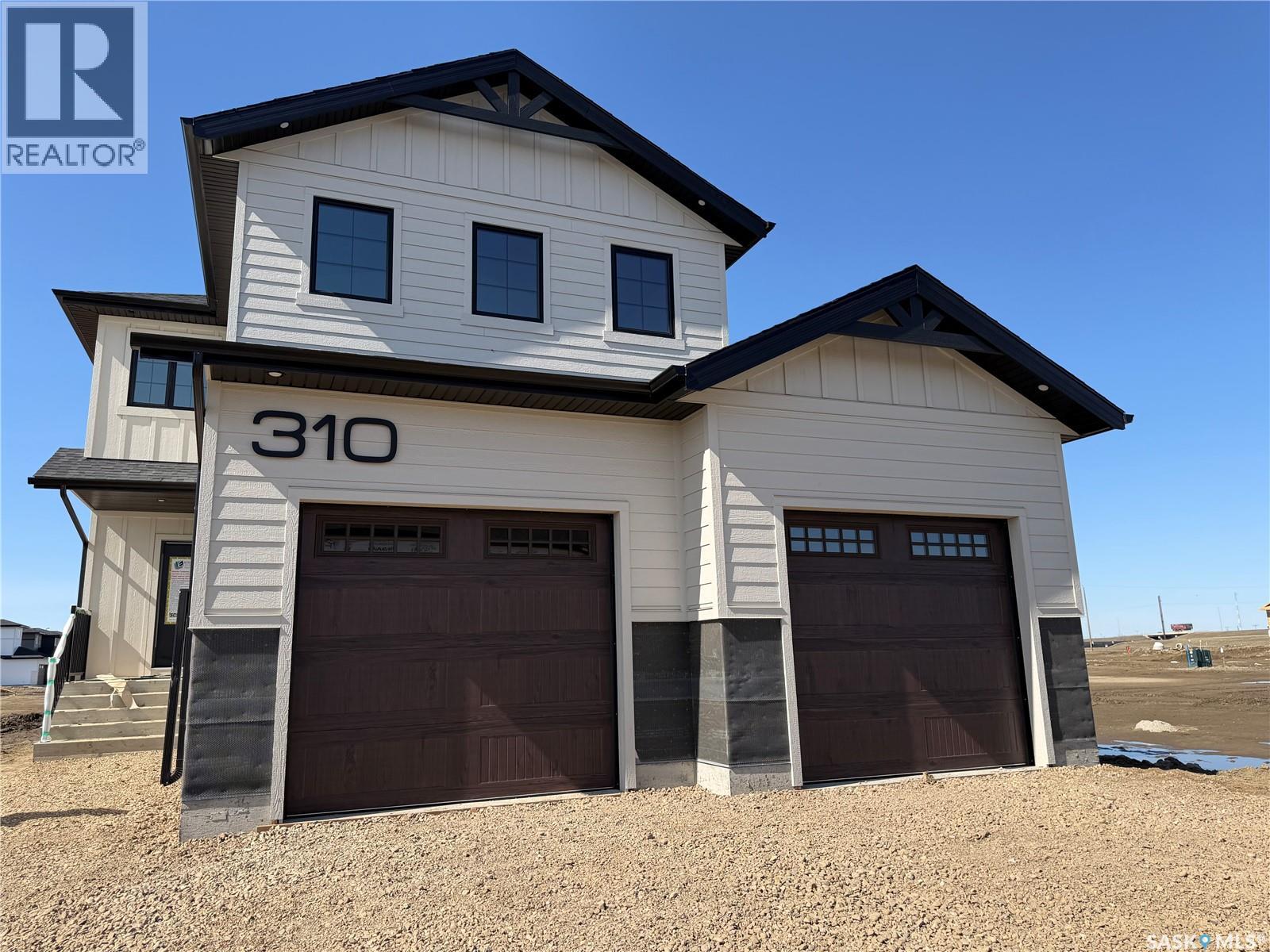 310 Traeger MANOR, Saskatoon, Saskatchewan