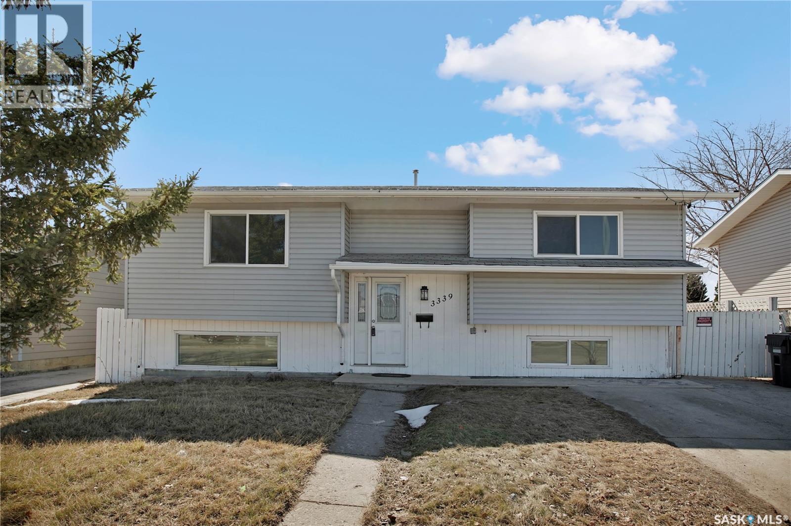 3339 Fairlight DRIVE, Saskatoon, Saskatchewan
