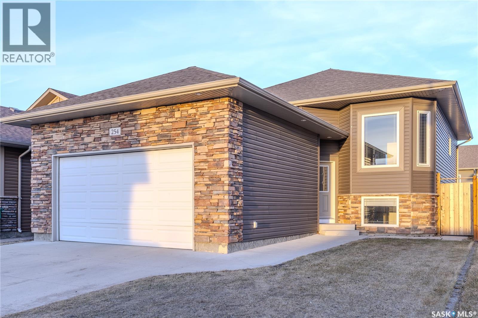 254 MacInnes STREET, Saskatoon, Saskatchewan