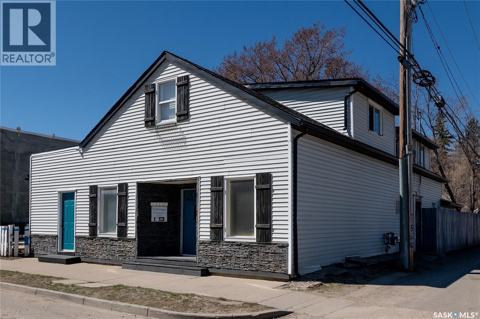 311 F AVENUE S, Saskatoon, Saskatchewan