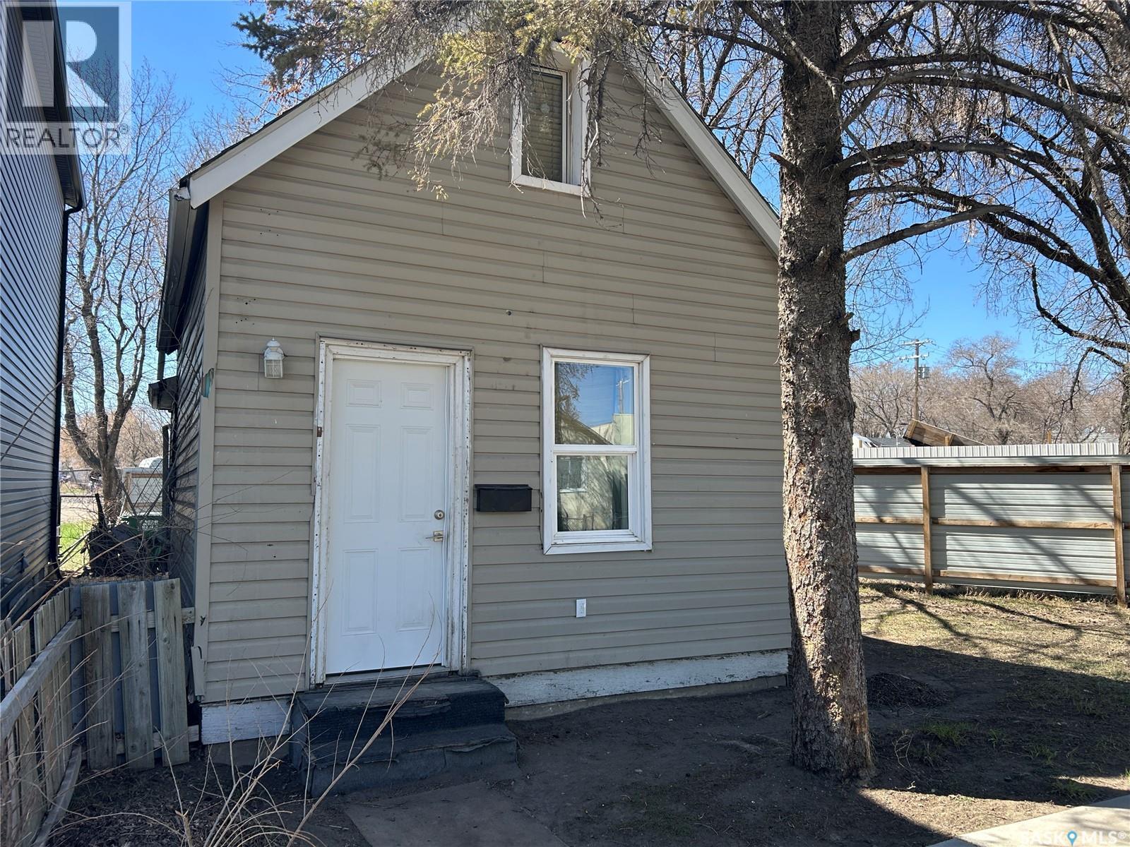 209 I AVENUE S, Saskatoon, Saskatchewan