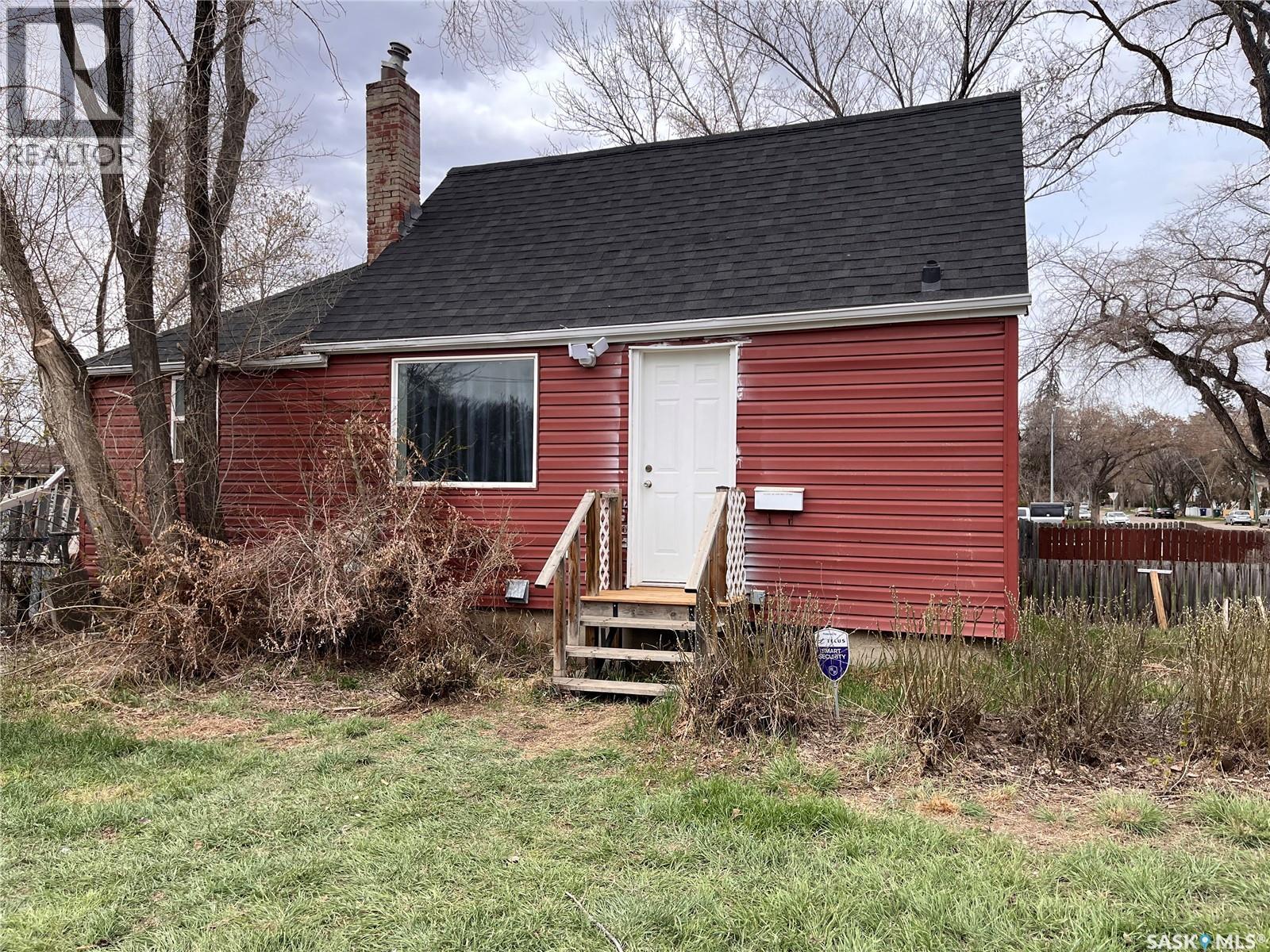 701 I AVENUE N, Saskatoon, Saskatchewan