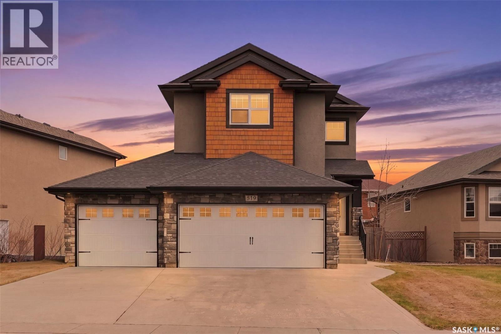 519 Rempel MANOR, Saskatoon, Saskatchewan