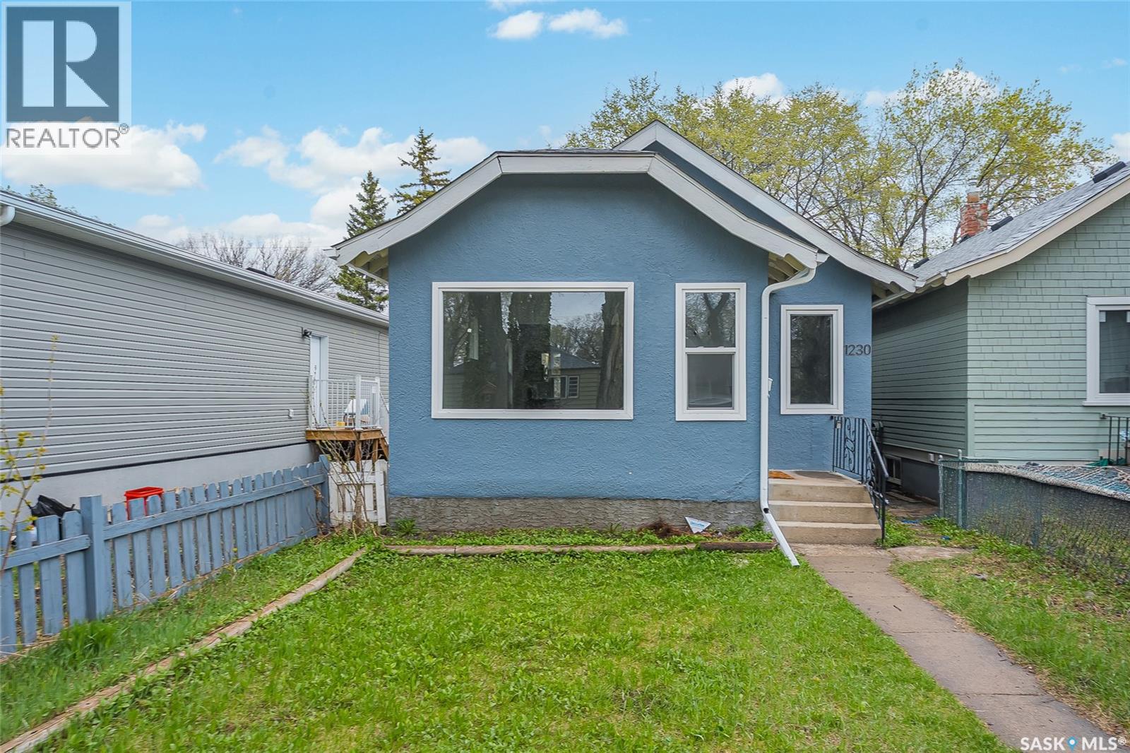 1230 E AVENUE N, Saskatoon, Saskatchewan