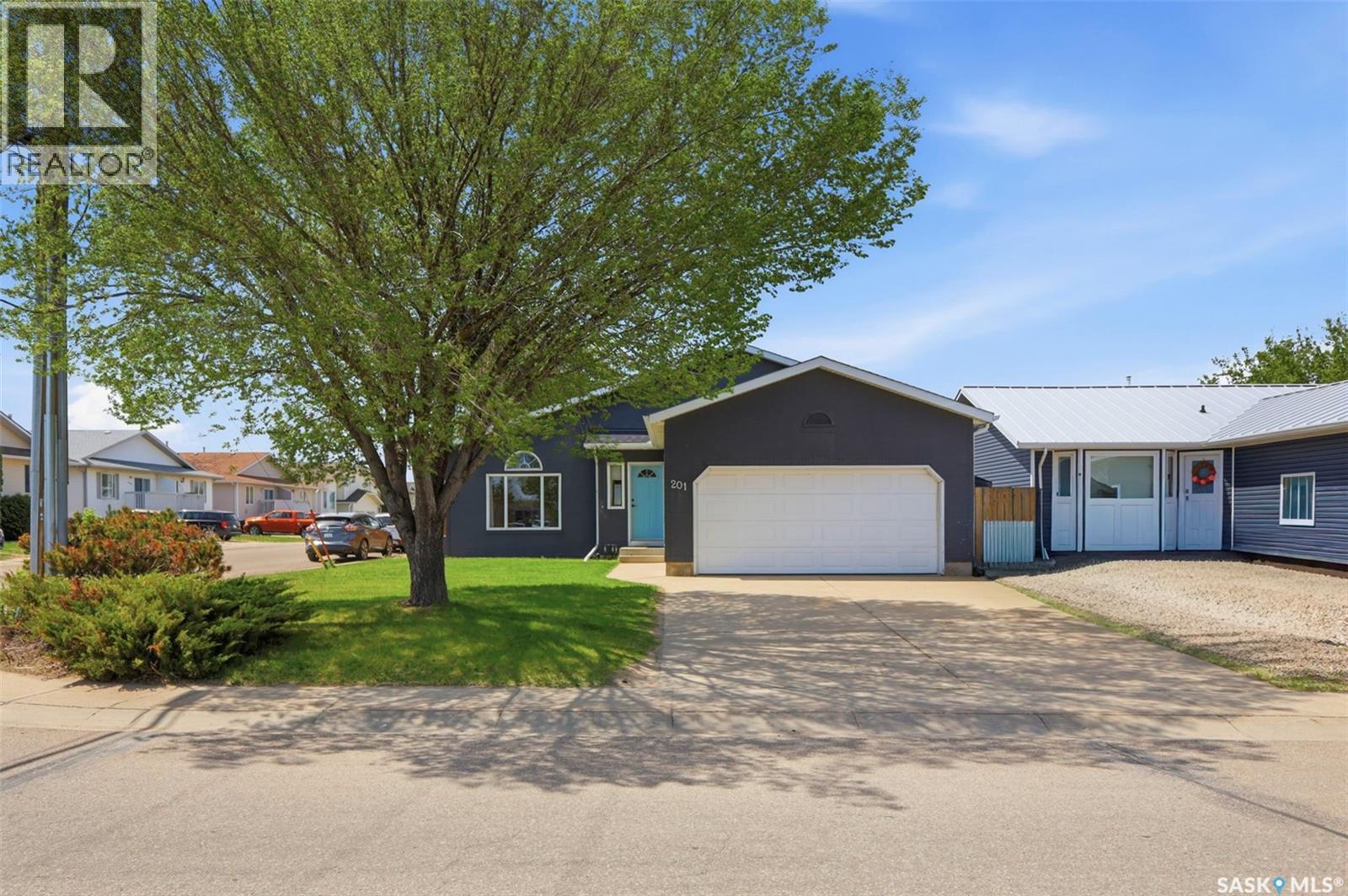 201 1st AVENUE N, Warman, Saskatchewan