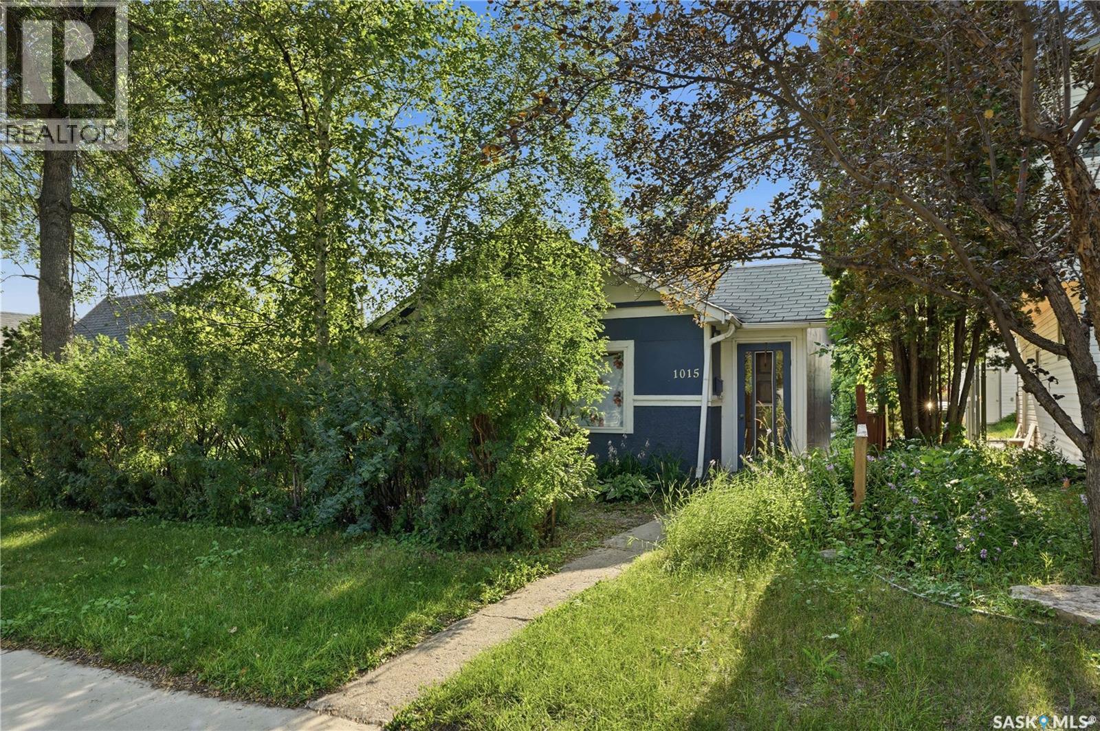 1015 J AVENUE N, Saskatoon, Saskatchewan