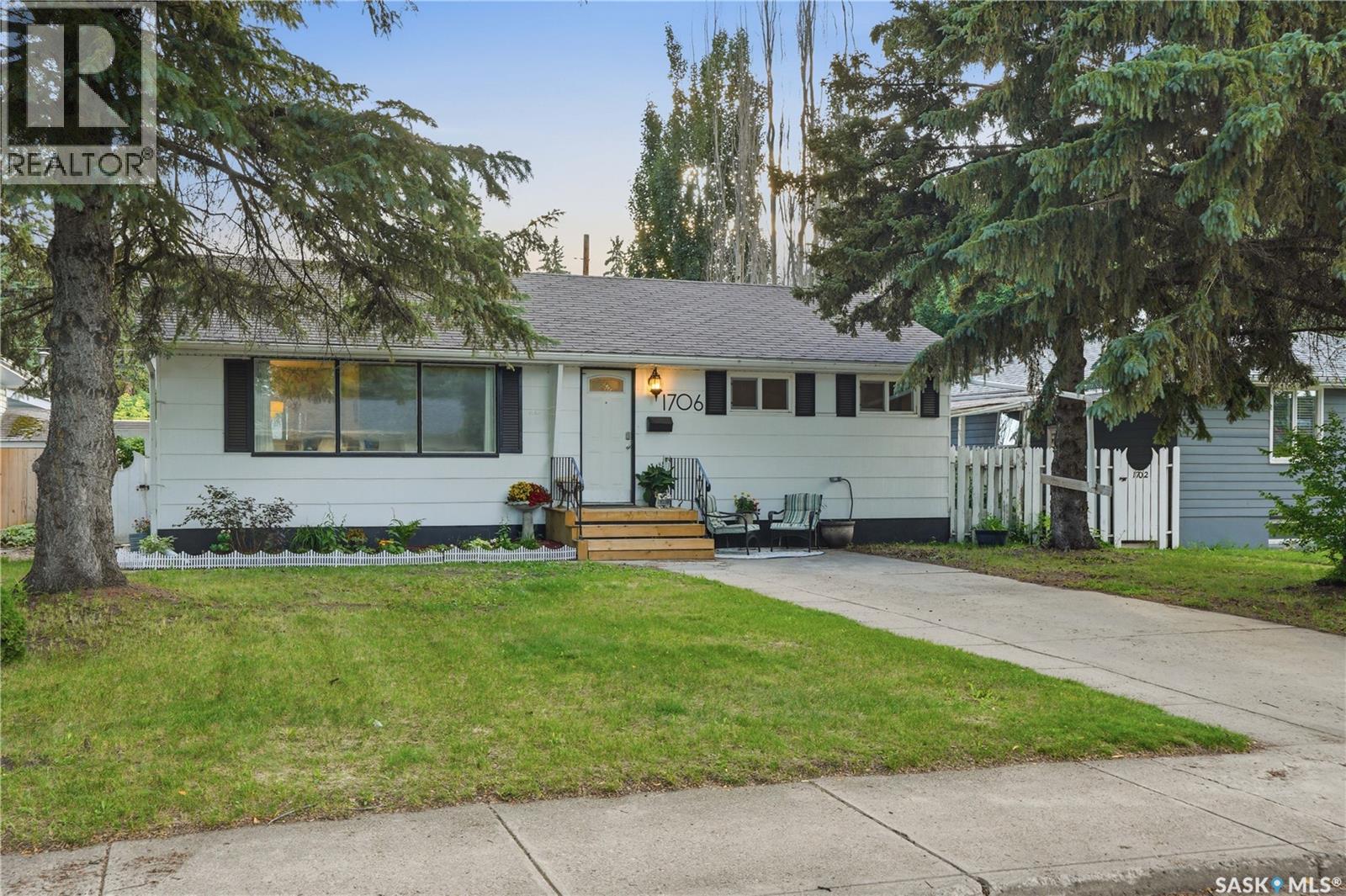 1706 Ewart AVENUE, Saskatoon, Saskatchewan