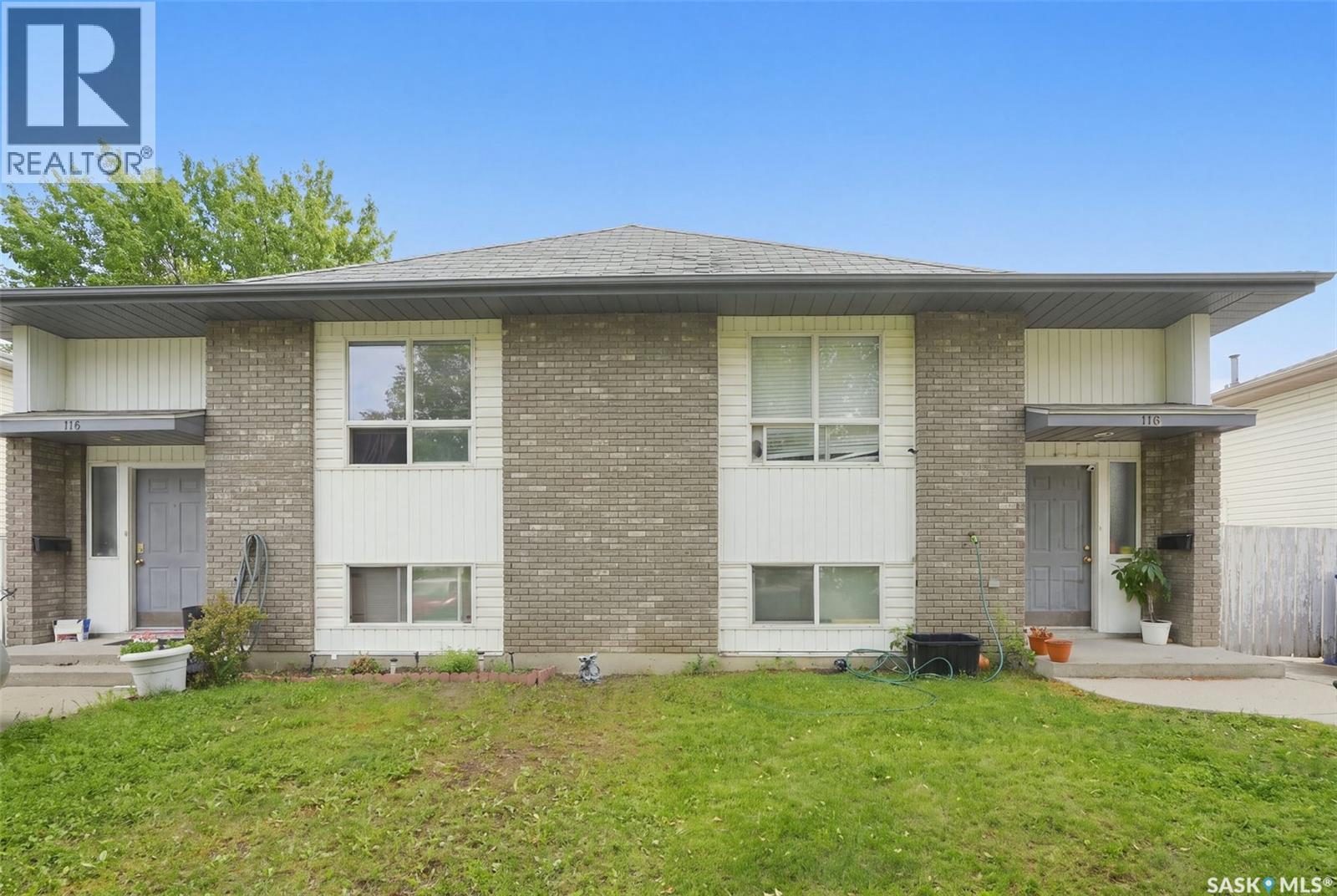 114 - 116 Barber CRESCENT, Saskatoon, Saskatchewan