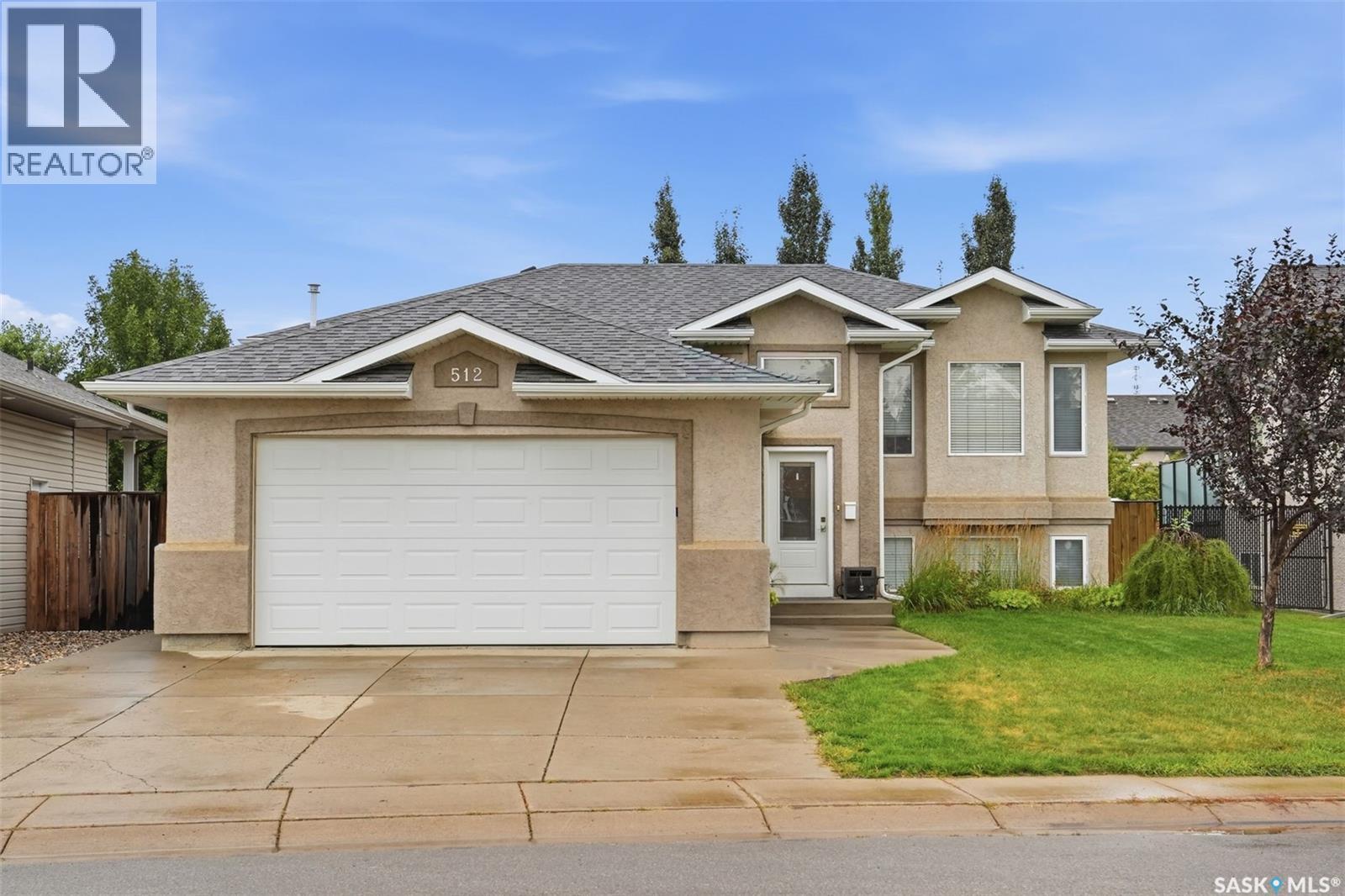 512 Ens LANE, Warman, Saskatchewan