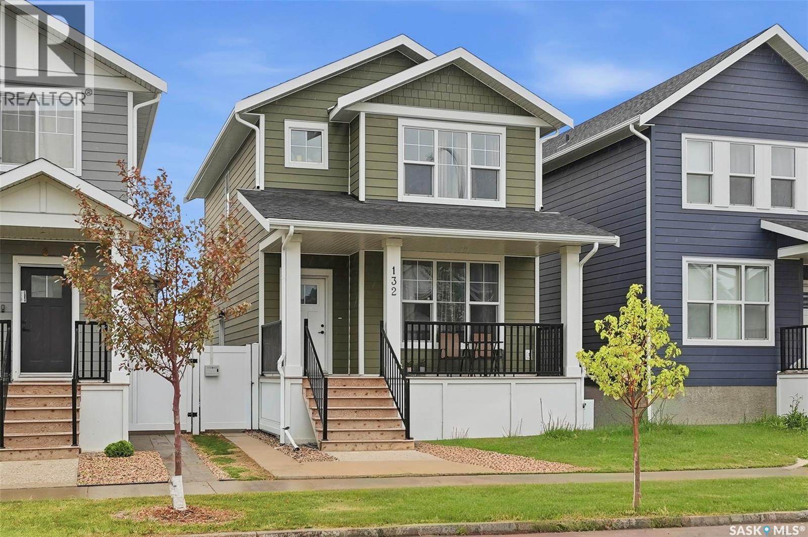 132 Rosewood BOULEVARD E, Saskatoon, Saskatchewan