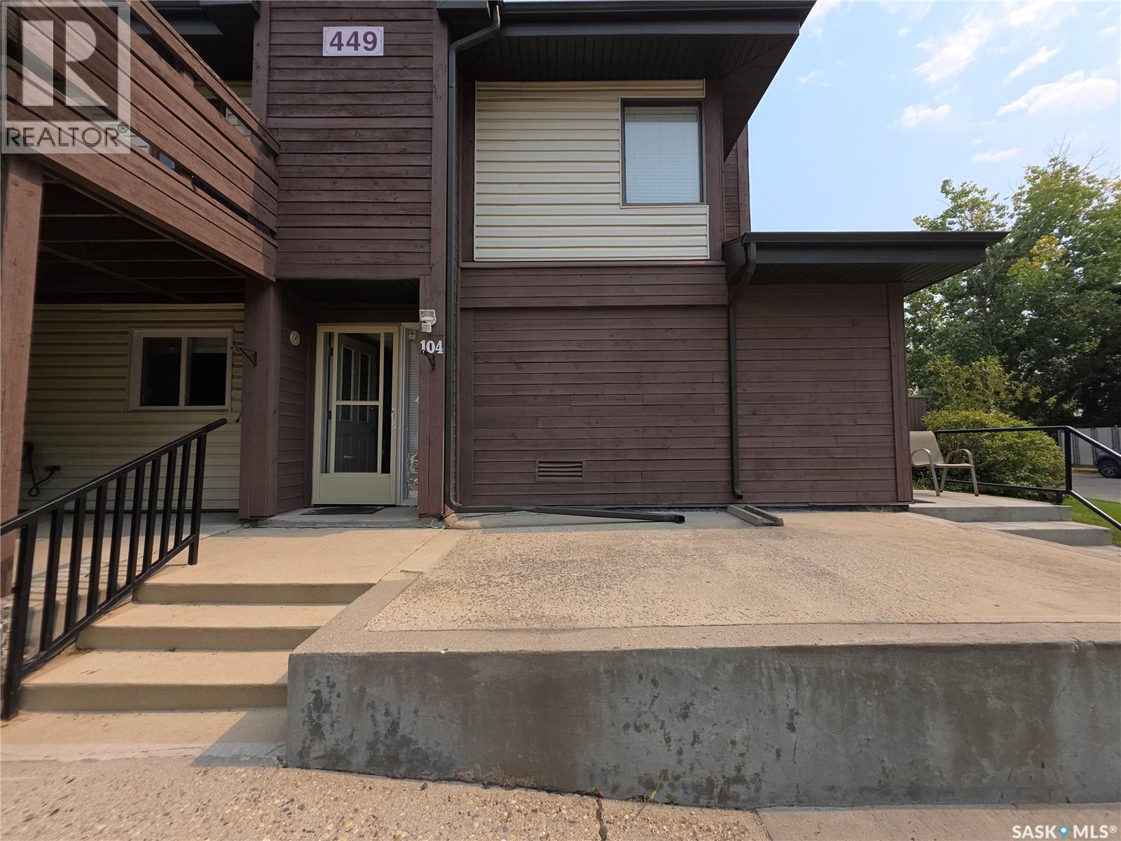 104 449 Pendygrasse ROAD, Saskatoon, Saskatchewan