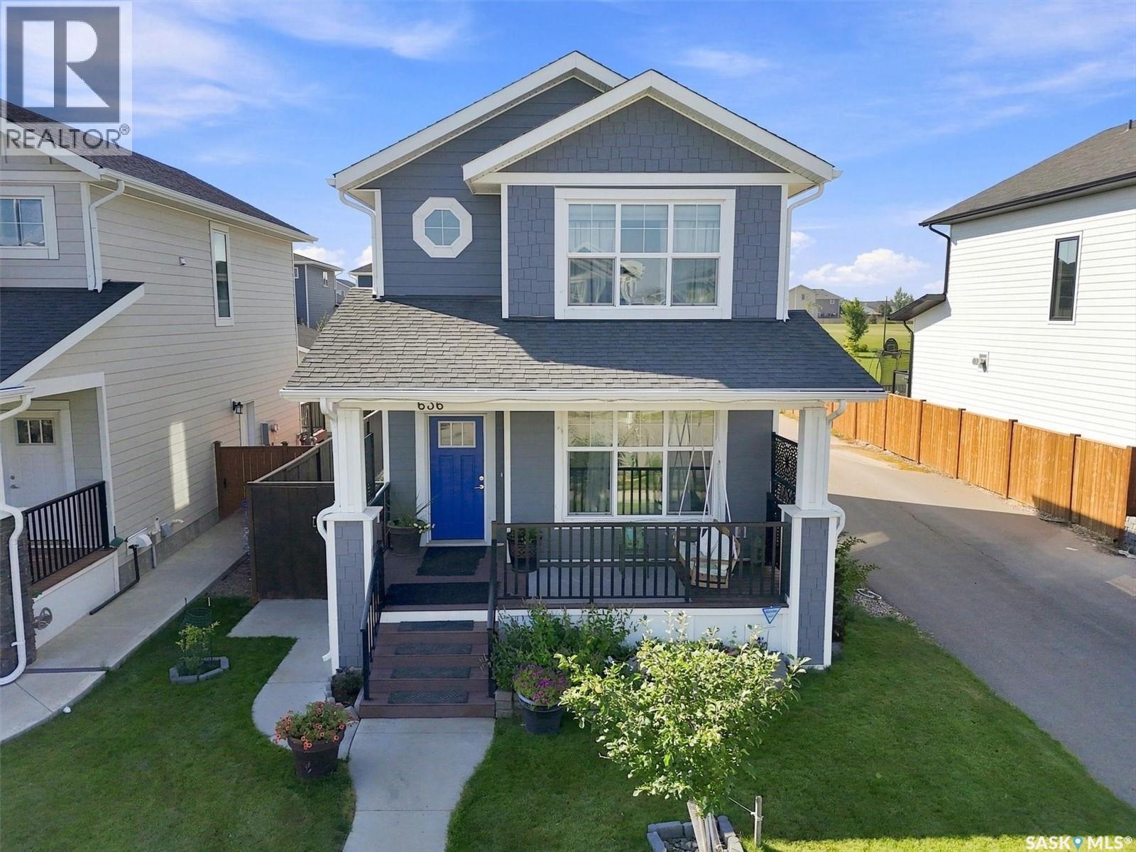 636 Meadows BOULEVARD, Saskatoon, Saskatchewan