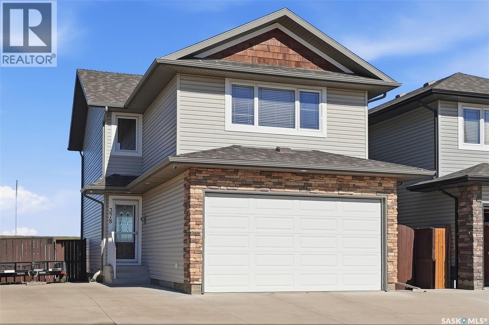 378 Coad MANOR, Saskatoon, Saskatchewan